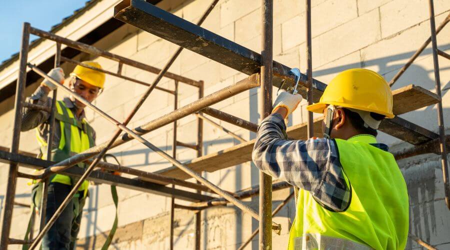 Expert new roof installation services in Broaddus, TX